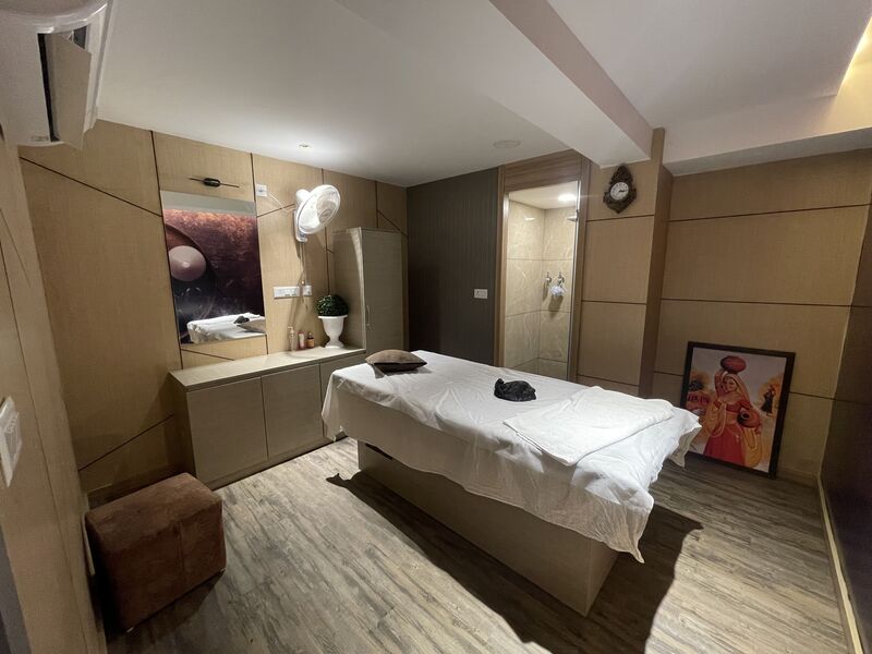 Home 14 Massage Center at Kayaa Family Spa