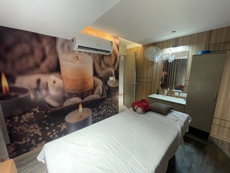 Home 16 Massage Center at Kayaa Family Spa