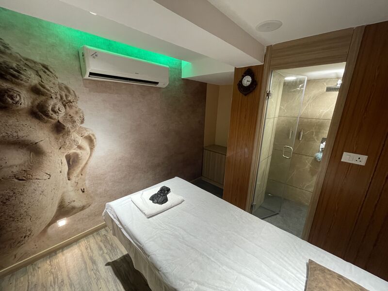 Home 17 Massage Center at Kayaa Family Spa