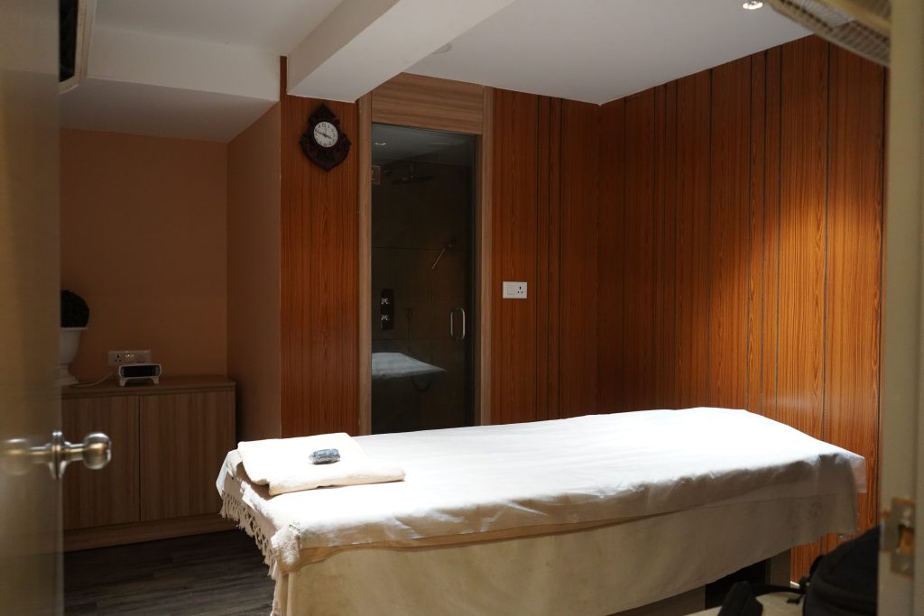 Revitalize Your Body with Deep Tissue Massage at Kayaa Family Spa in Udaipur 1 Revitalize Your Body with Deep Tissue Massage at Kayaa Family Spa in Udaipur - 1# Top Family Spa in Udaipur | Luxury Spa Services at best Price 1