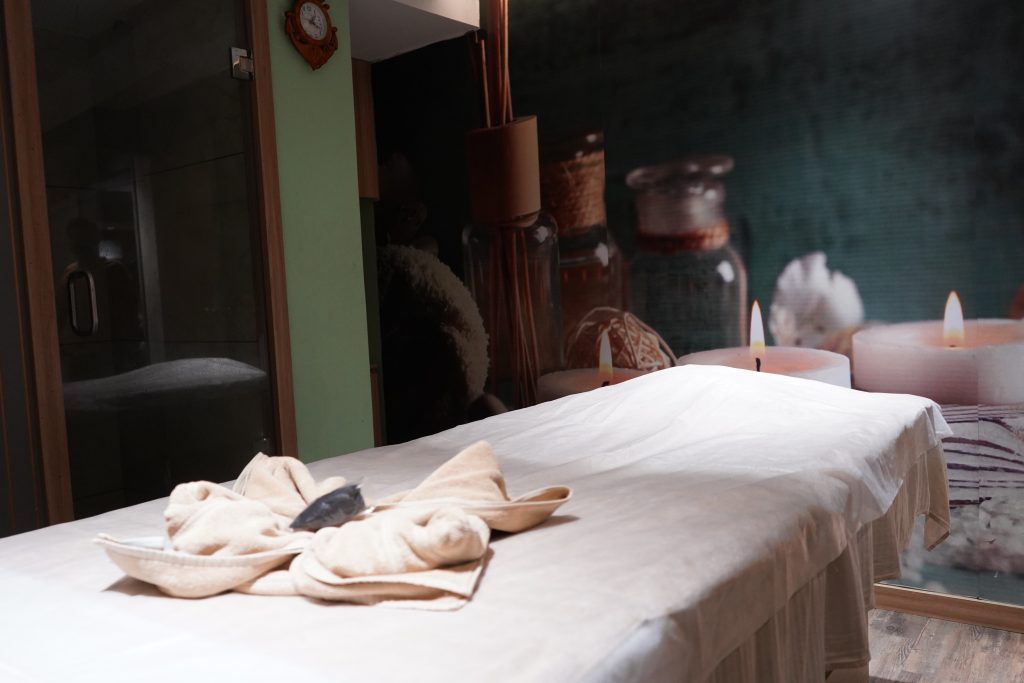 Experience Authentic Balinese Massage in Udaipur – A Fusion of Healing & Relaxation 1 Experience Authentic Balinese Massage in Udaipur – A Fusion of Healing & Relaxation - 1# Top Family Spa in Udaipur | Luxury Spa Services at best Price 1